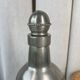 Carafe ou flacon en verre vert et étain