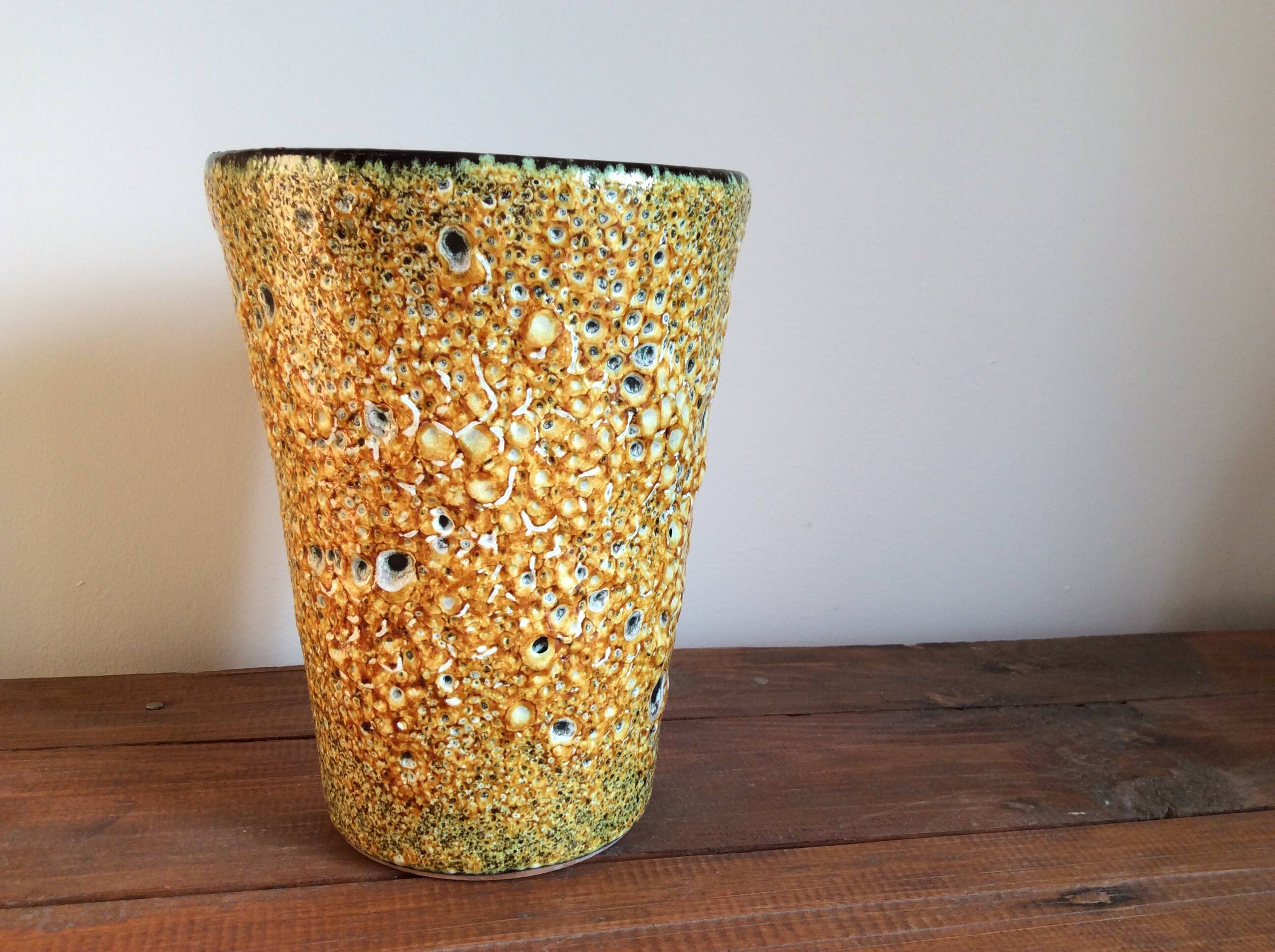 Ceramic vase