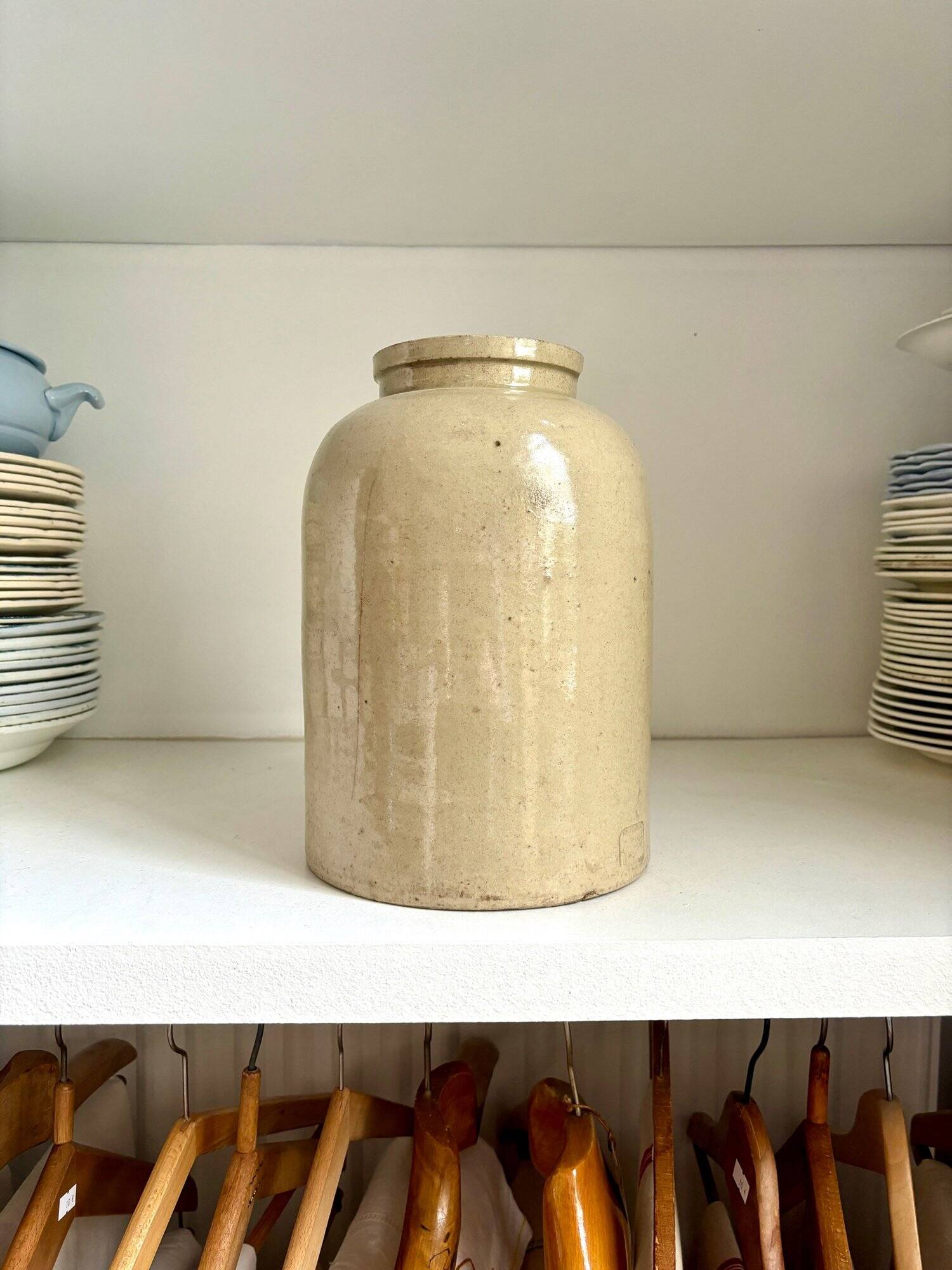 Beige glazed stoneware mustard pot n°1