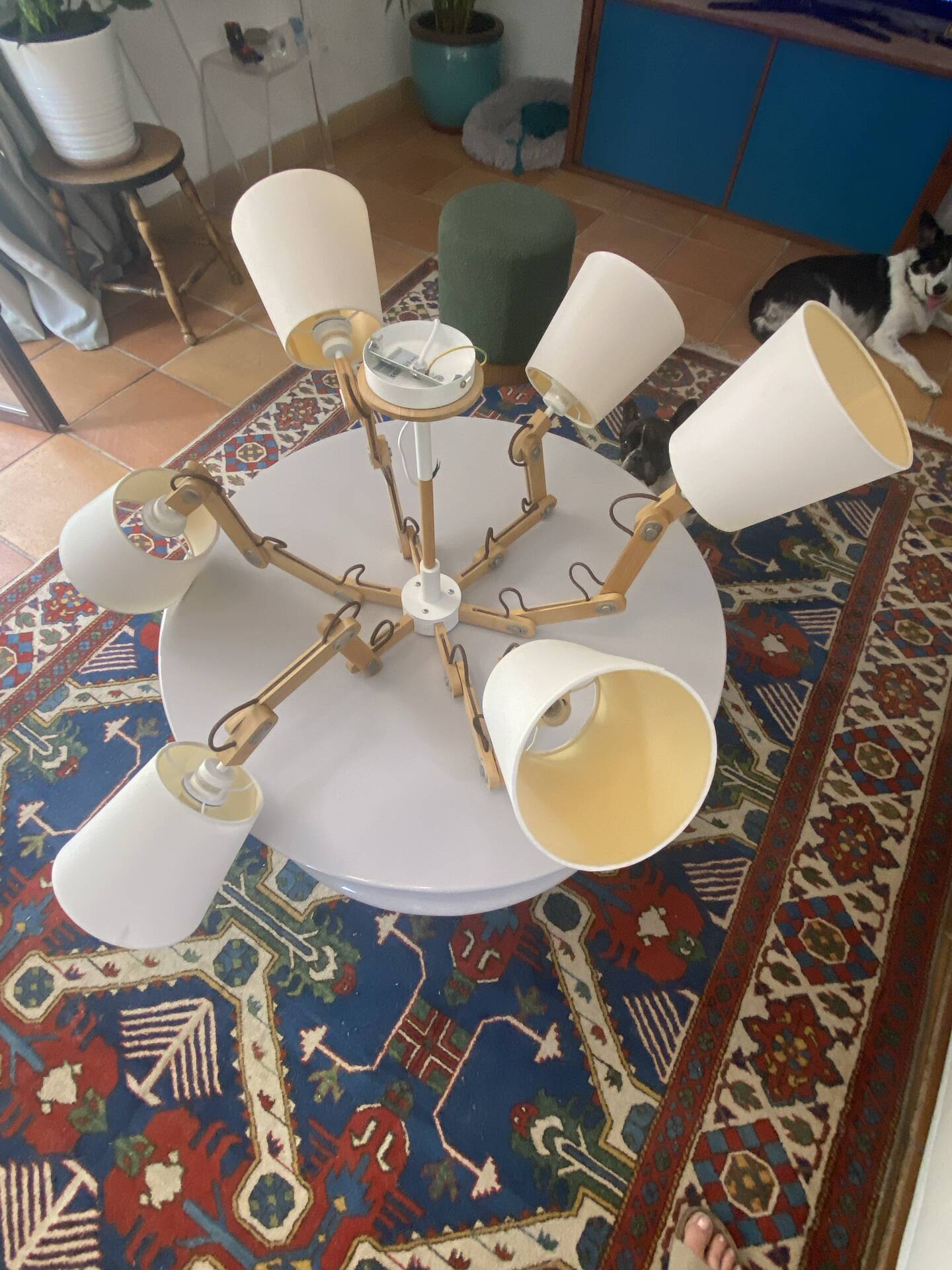 Lustre scandinave avec bras articulés