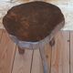 Tabouret tripode brutaliste
