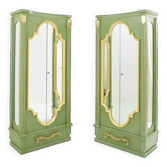 Paire d’armoires vert céladon dorure laiton par André Arbus 1930Paire d’armoires vert céladon dorure