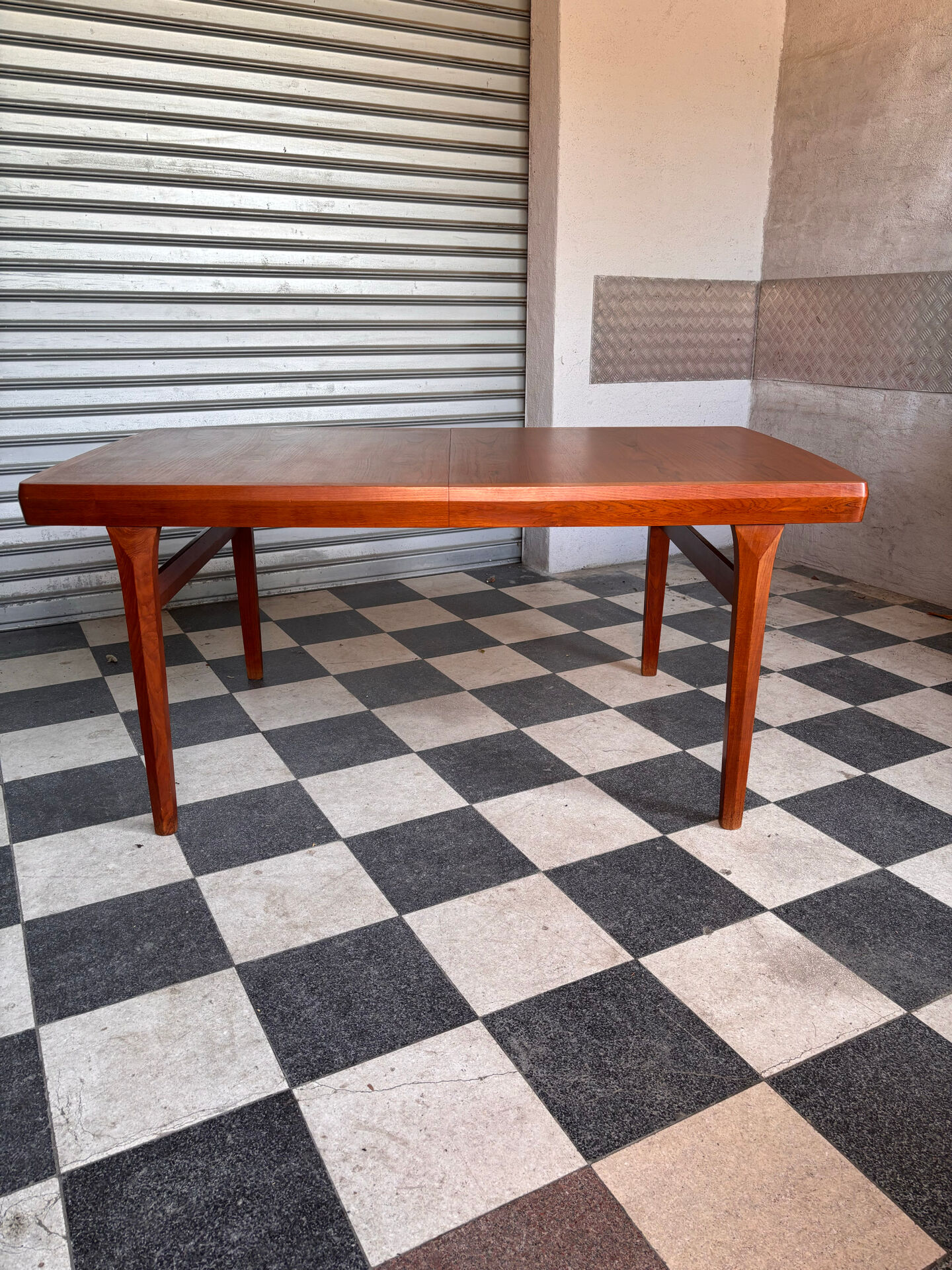 Table scandinave en teck