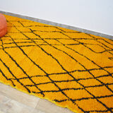 Handmade moroccan berber carpet 270 x 154 cm