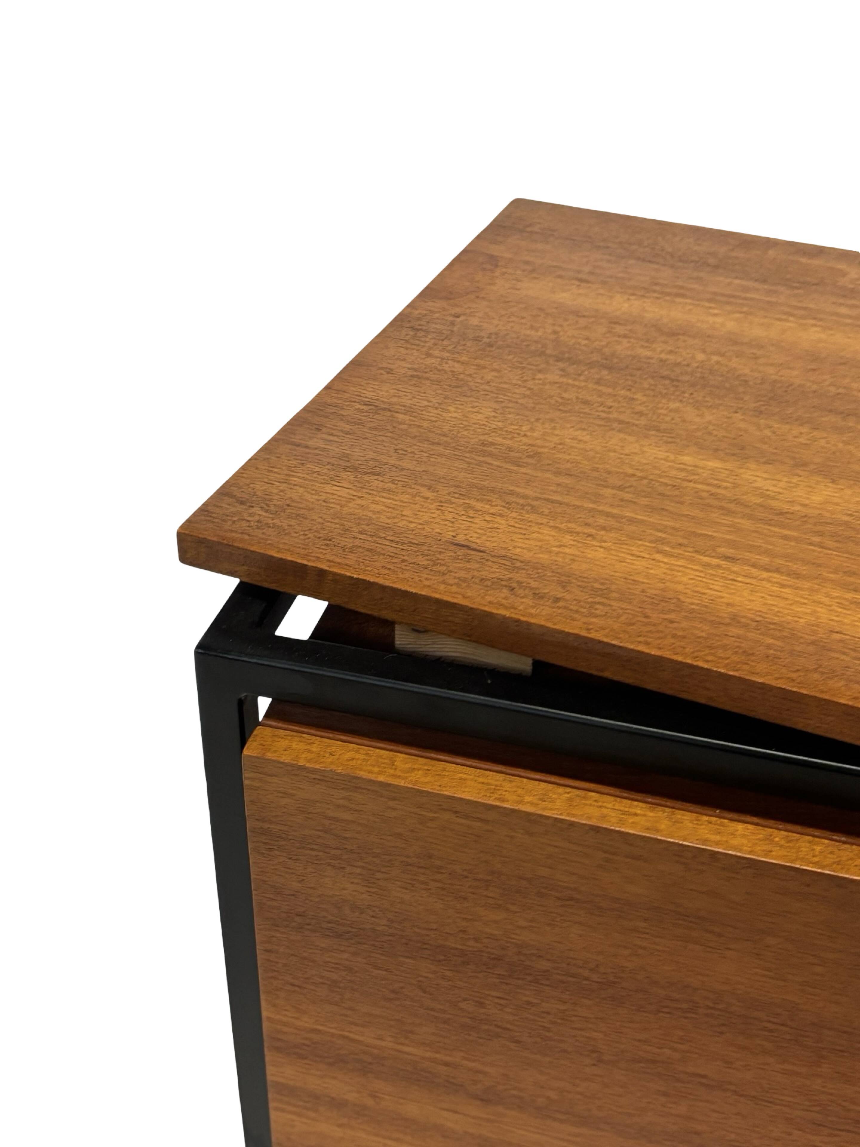 Meuble TV vintage petit format, placage teck, années 1960