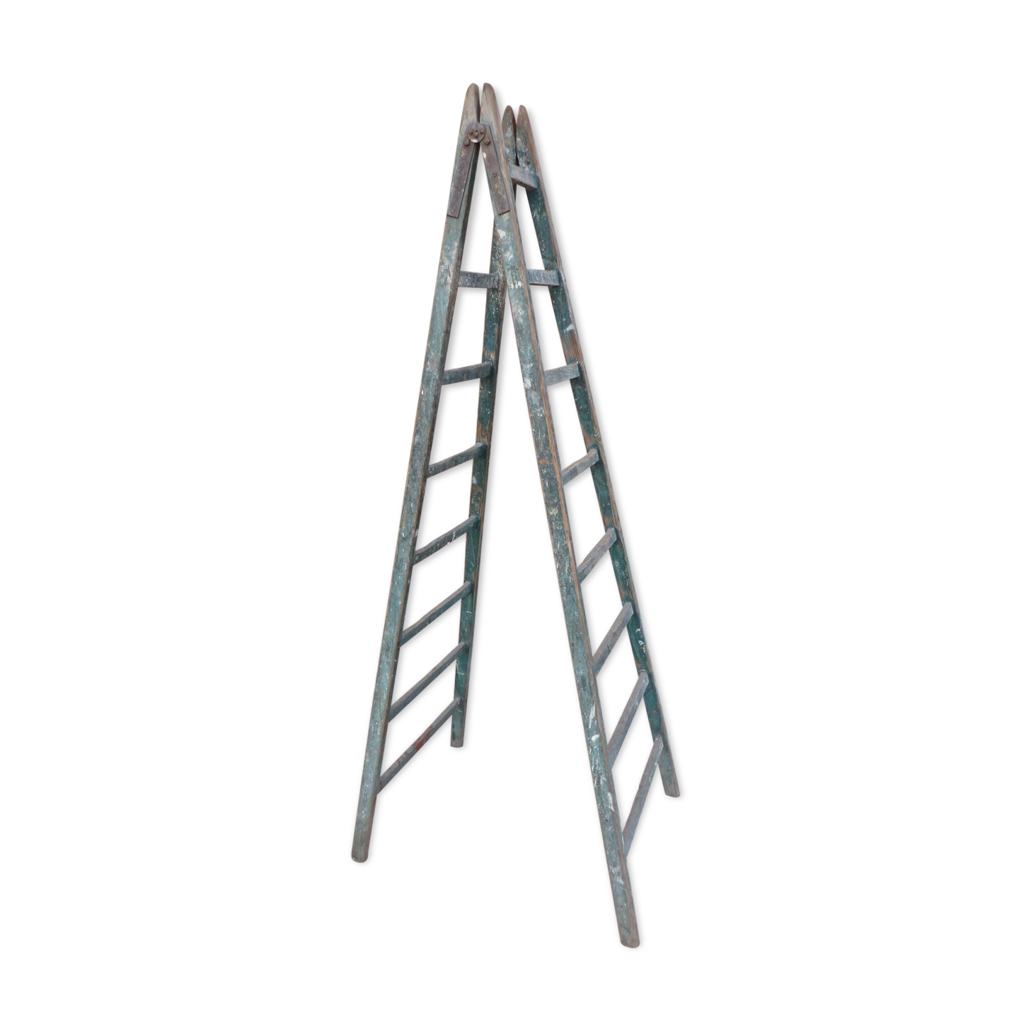 Old scale of painter