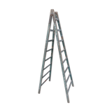 Old scale of painter