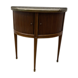 Half moon dresser