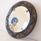 Decorative mirror in wood and gold metal