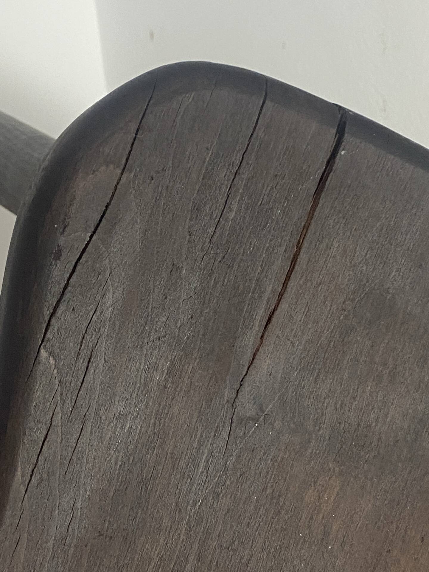 Low tripod stool in wood 🪵