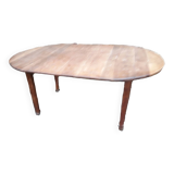 Oval fruit wood farm table