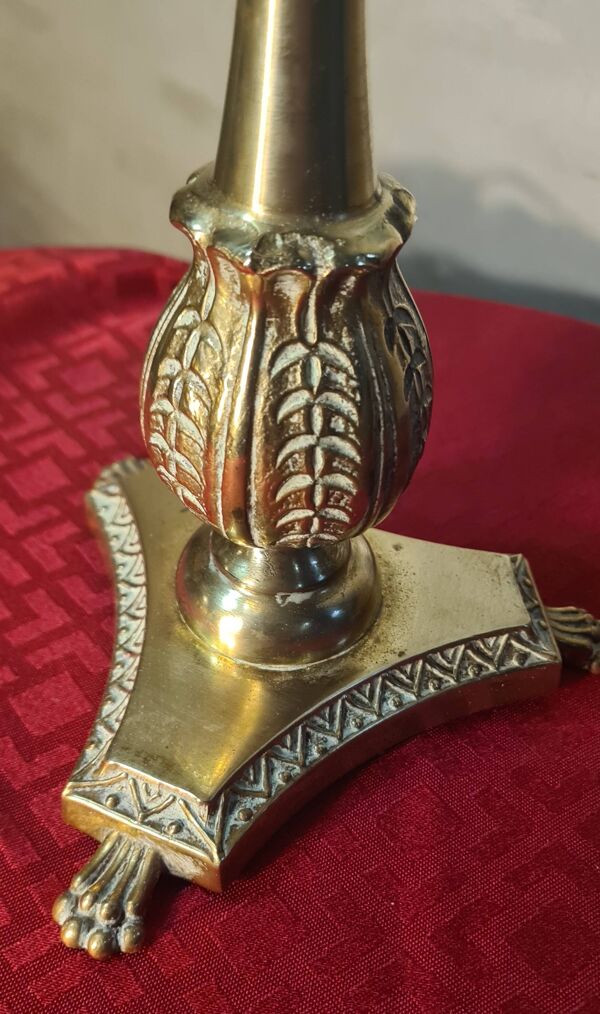 Lampe bronze art ancien Napoléon 3 tres jolie tulipe en pate verre non signé