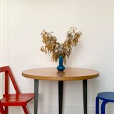 Circa 1990 Round Table