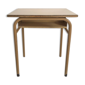 Bureau d'école vintage