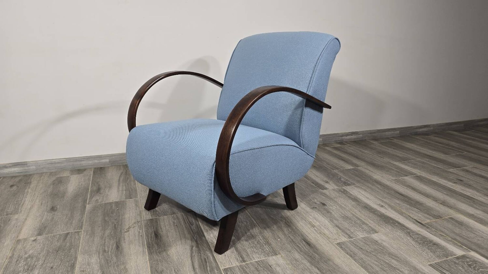 Fauteuil Art Déco par Jindrich Halabala, 1940s