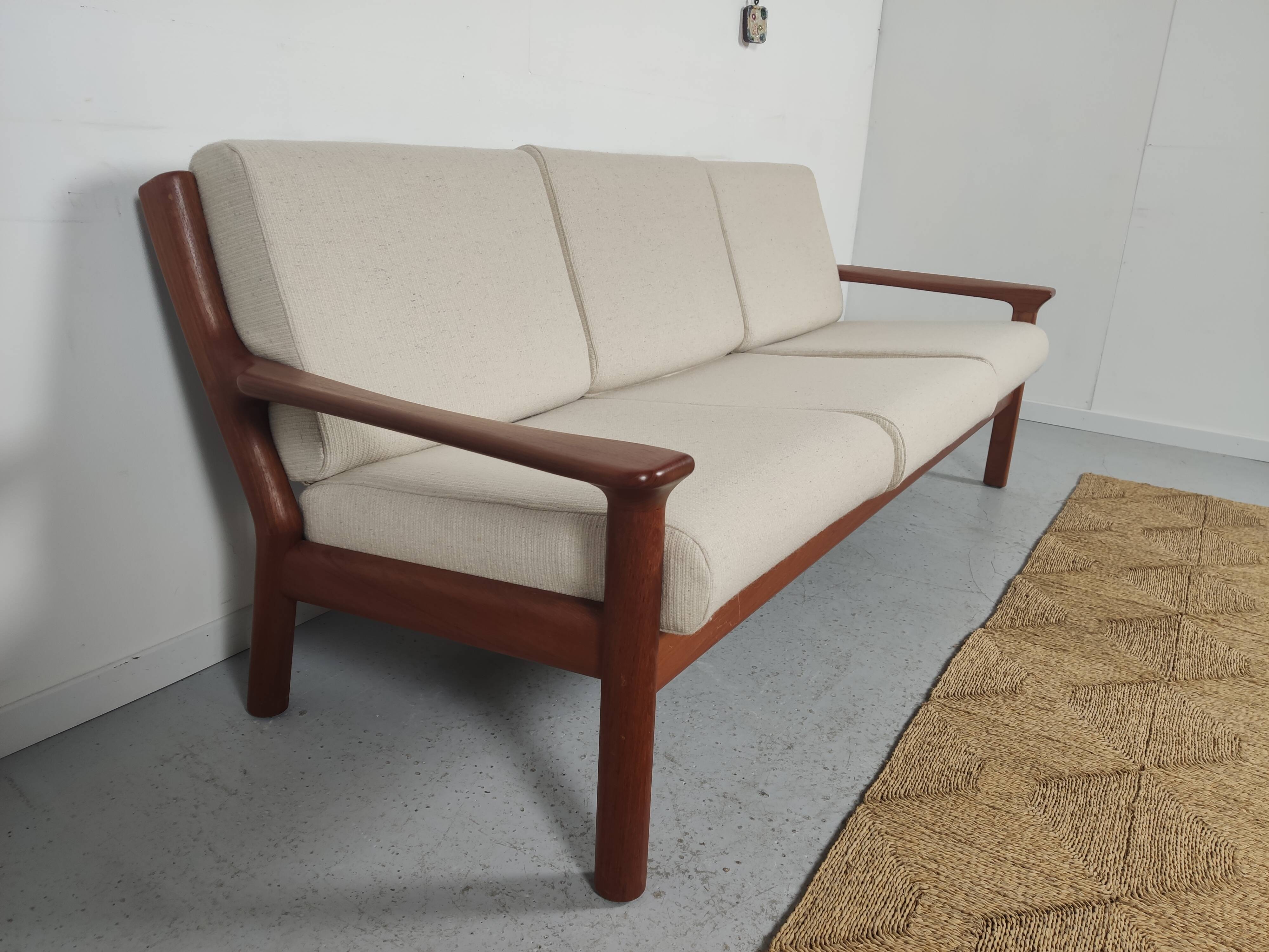 JUUL KRISTENSEN 3-seater teak sofa for Glostrup, Denmark 1960s