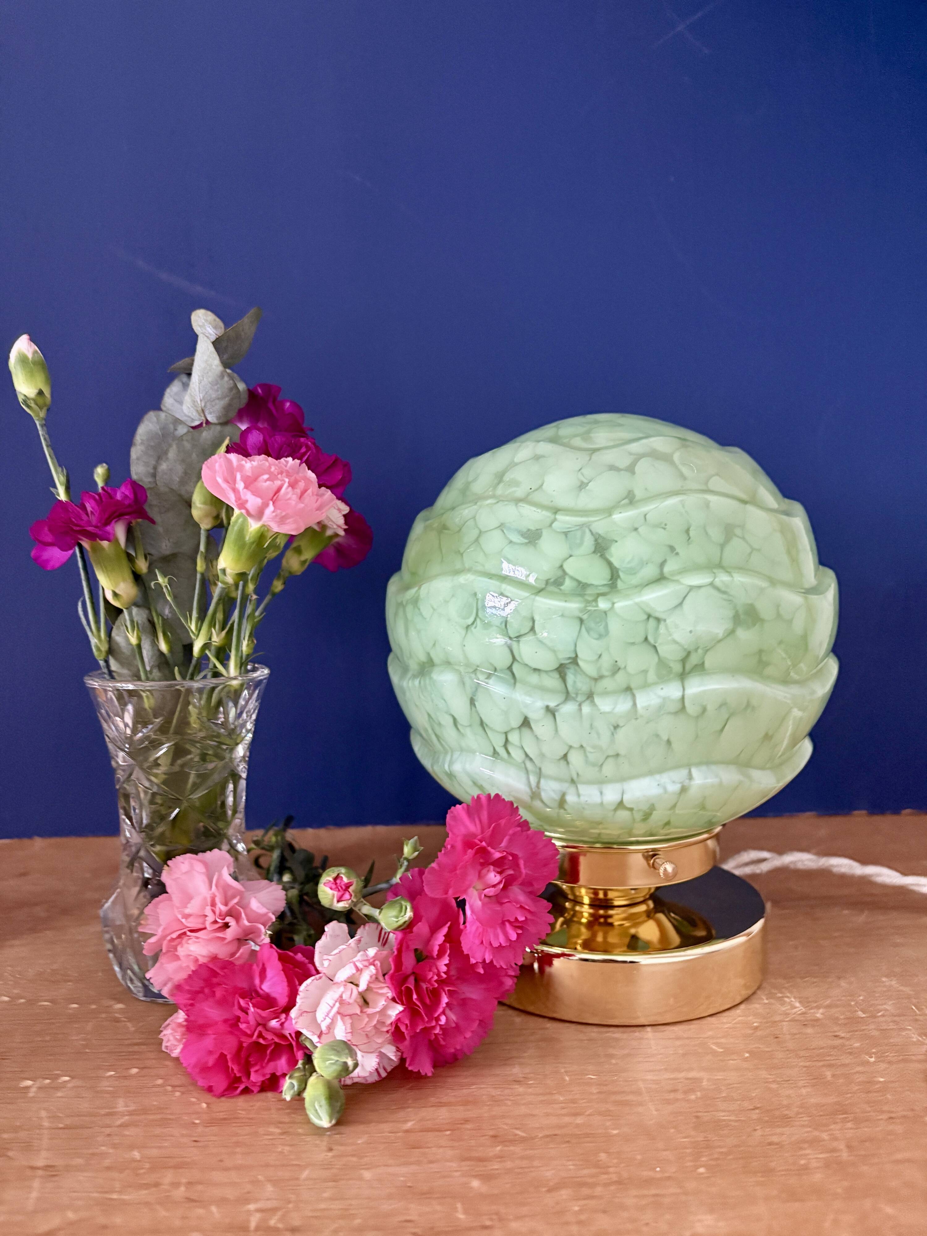Vintage art deco globe table lamp in mint green Clichy glass