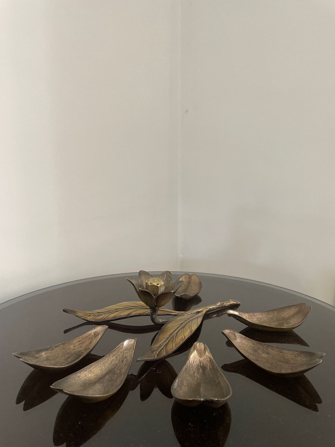 Vintage brass flower ashtray 1970