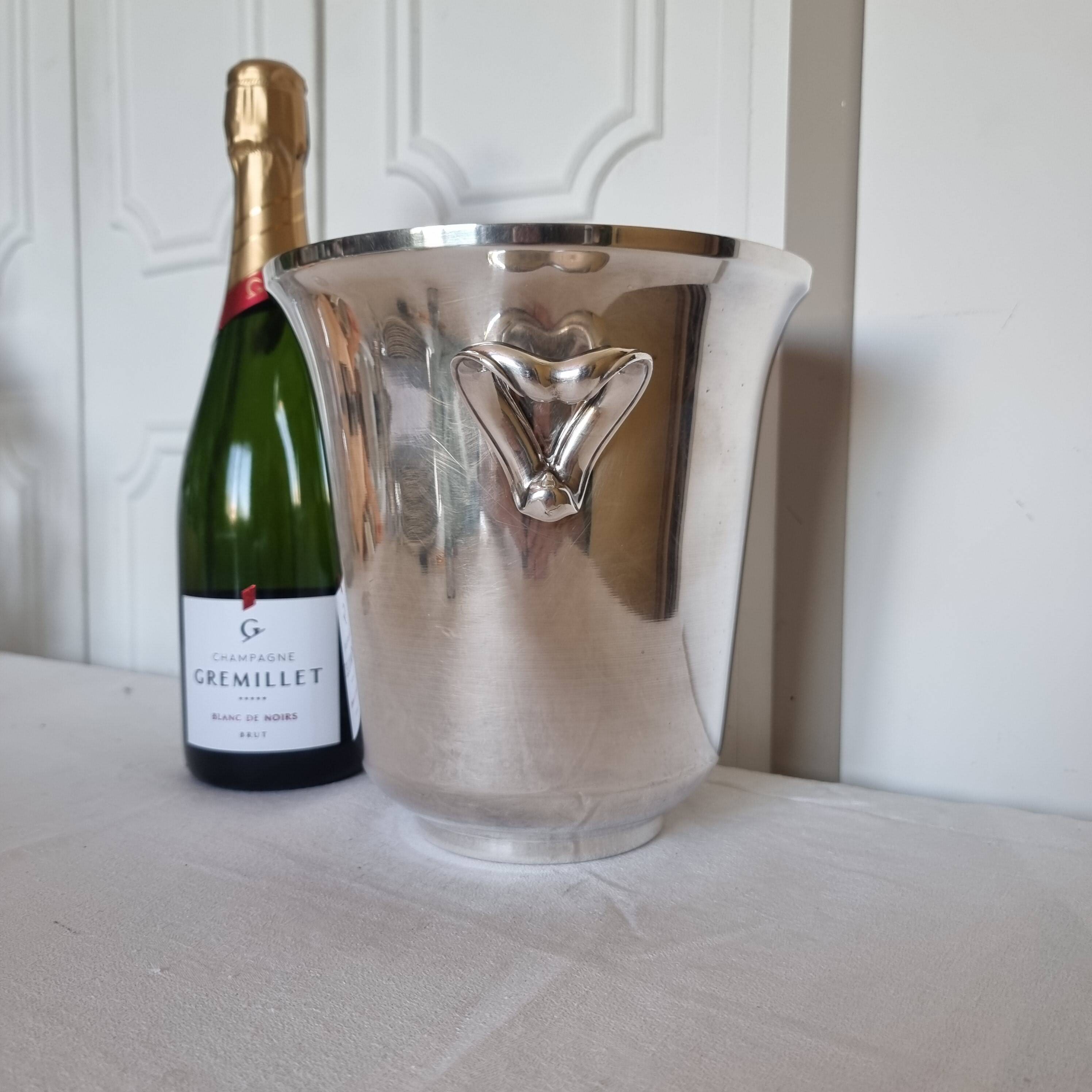 Elegant 1960s Art Deco silver-plated champagne bucket