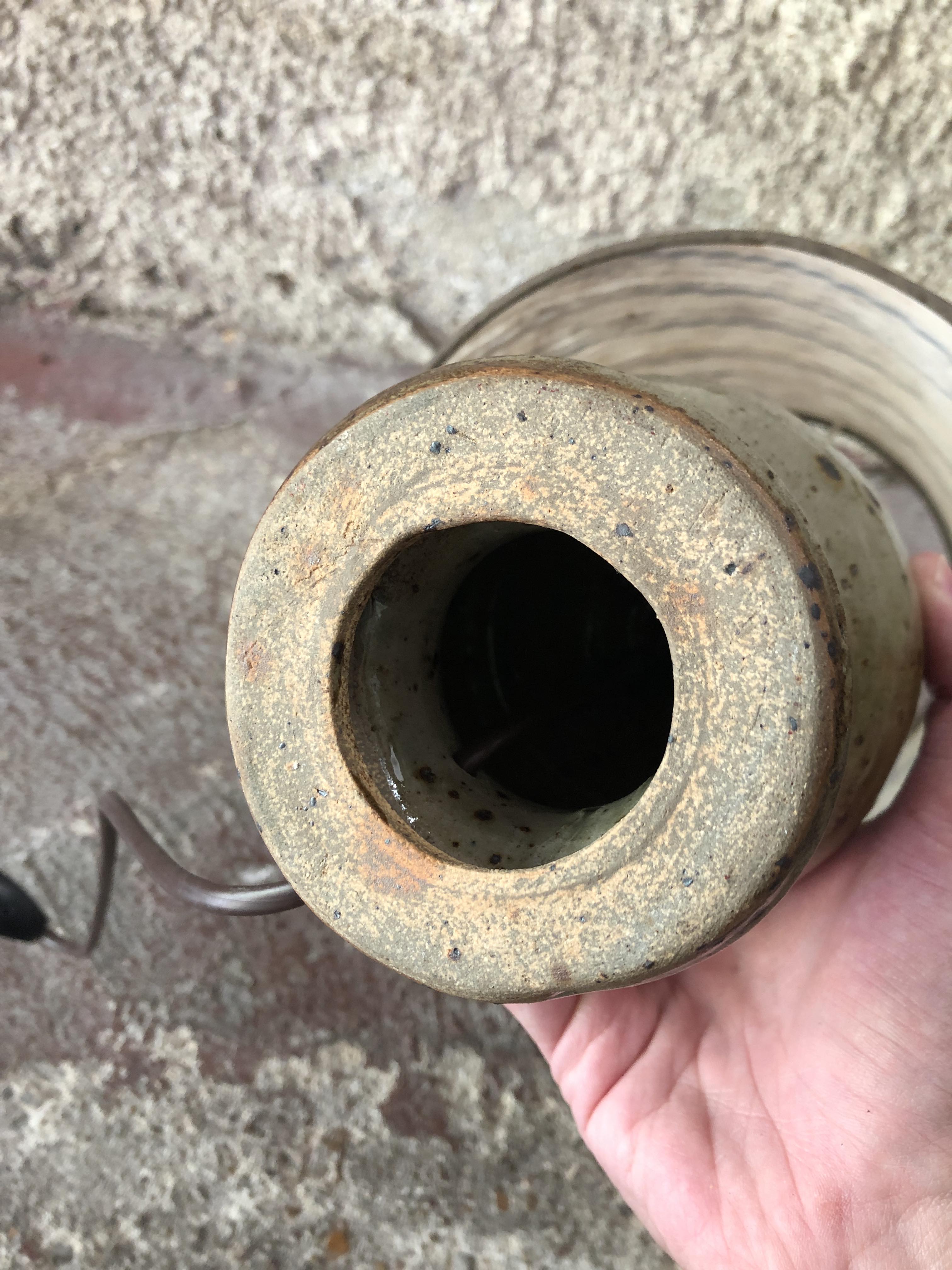 Pyrity sandstone lamp