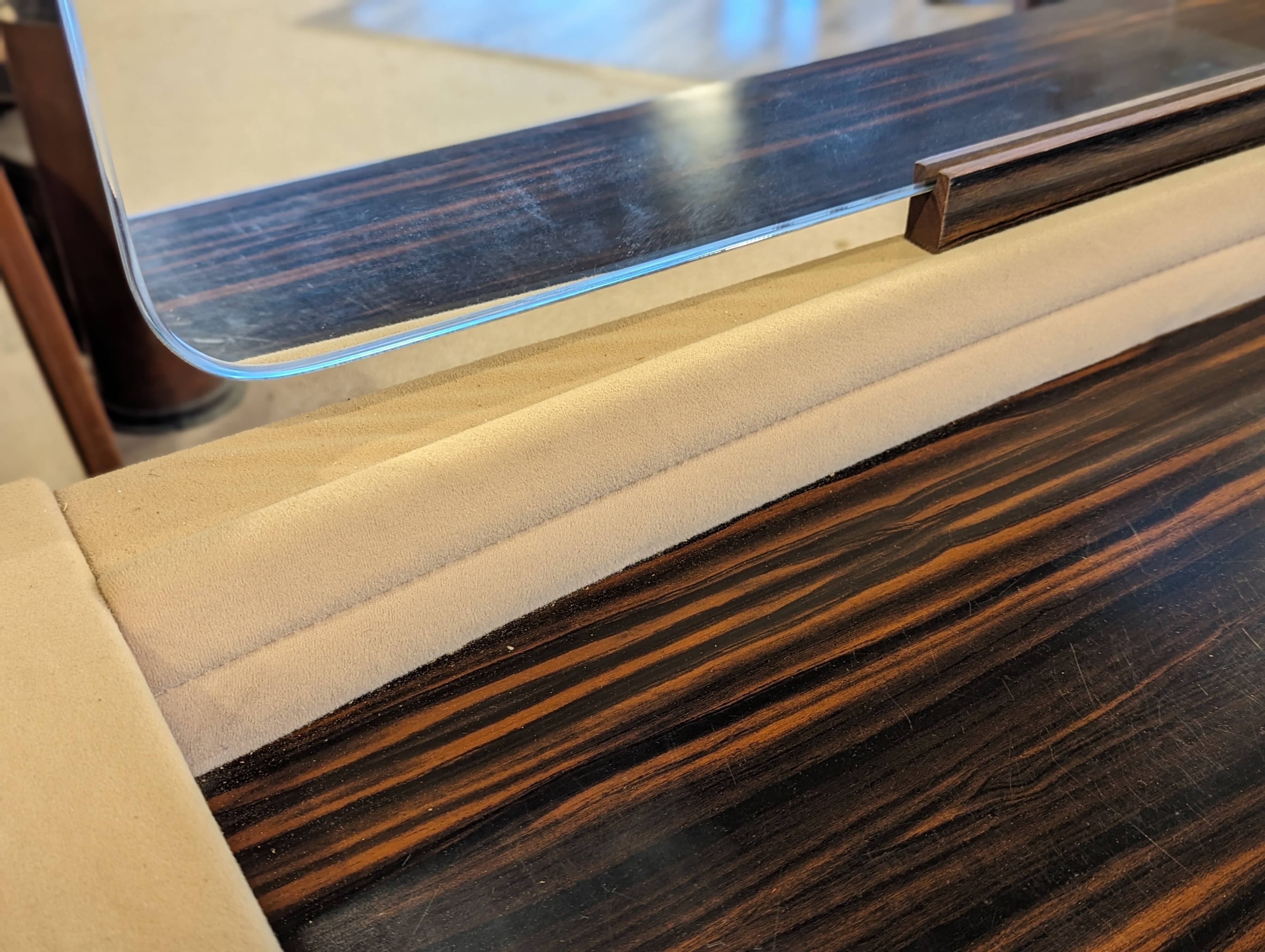 Vintage dressing table