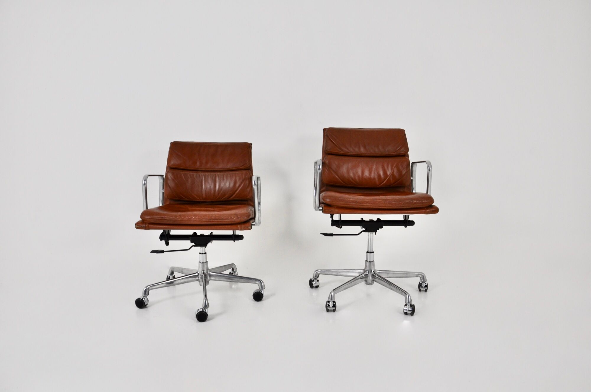 EA 217 Soft Pad Chairs in Cognac Leather by Charles & Ray Eames for ICF, 1970s set of 2