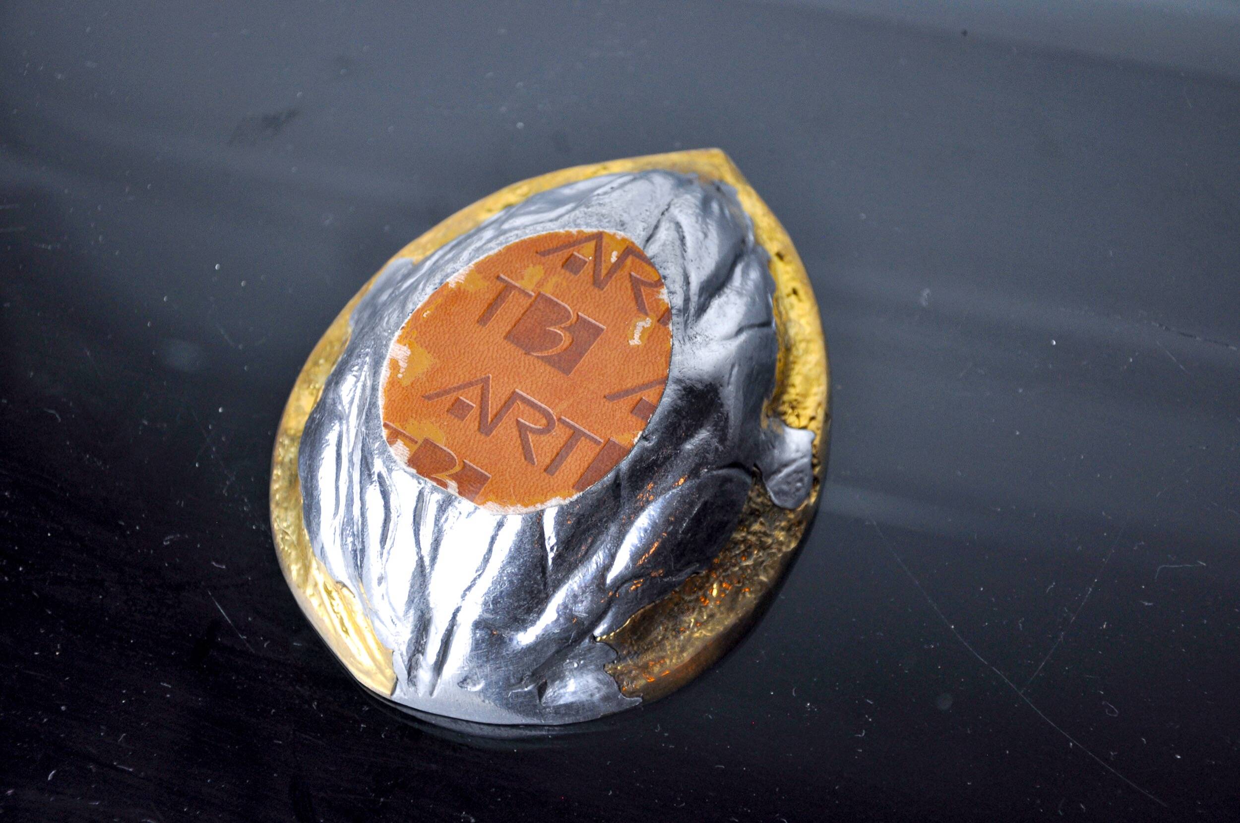 Brutalist empty pocket "walnuts" by Arte3, Spain, 1980