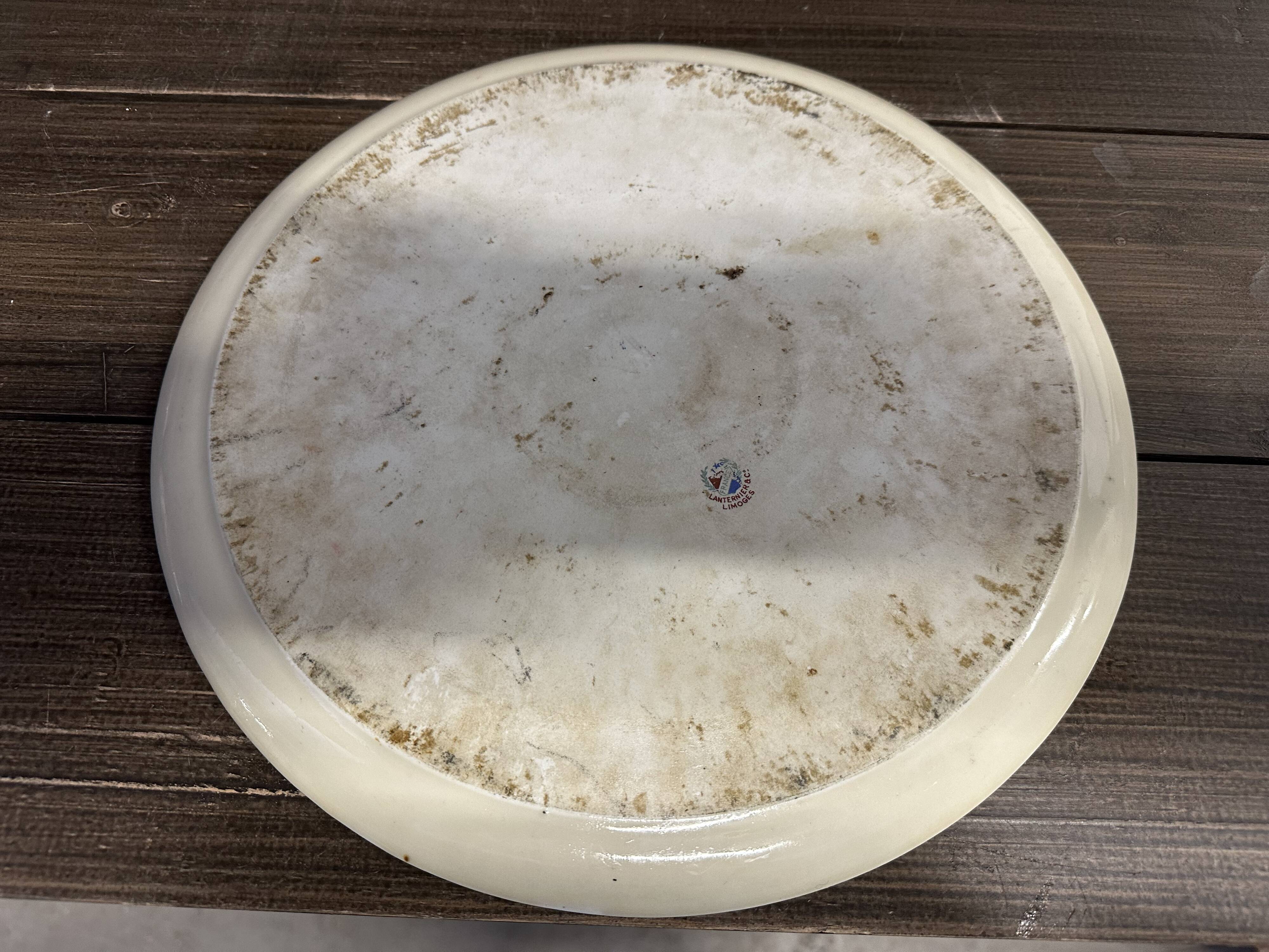 Lanternier & Co Limoges - Art-Deco Round Dish with Gold Trim, Diameter 33 cm