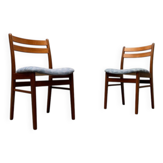 Set of chairs with a minimalist pattern, 1960s