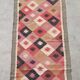 Tapis kilim en toile de jute et coton. 80cm x 310cm