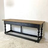 Early 20th century draper's table