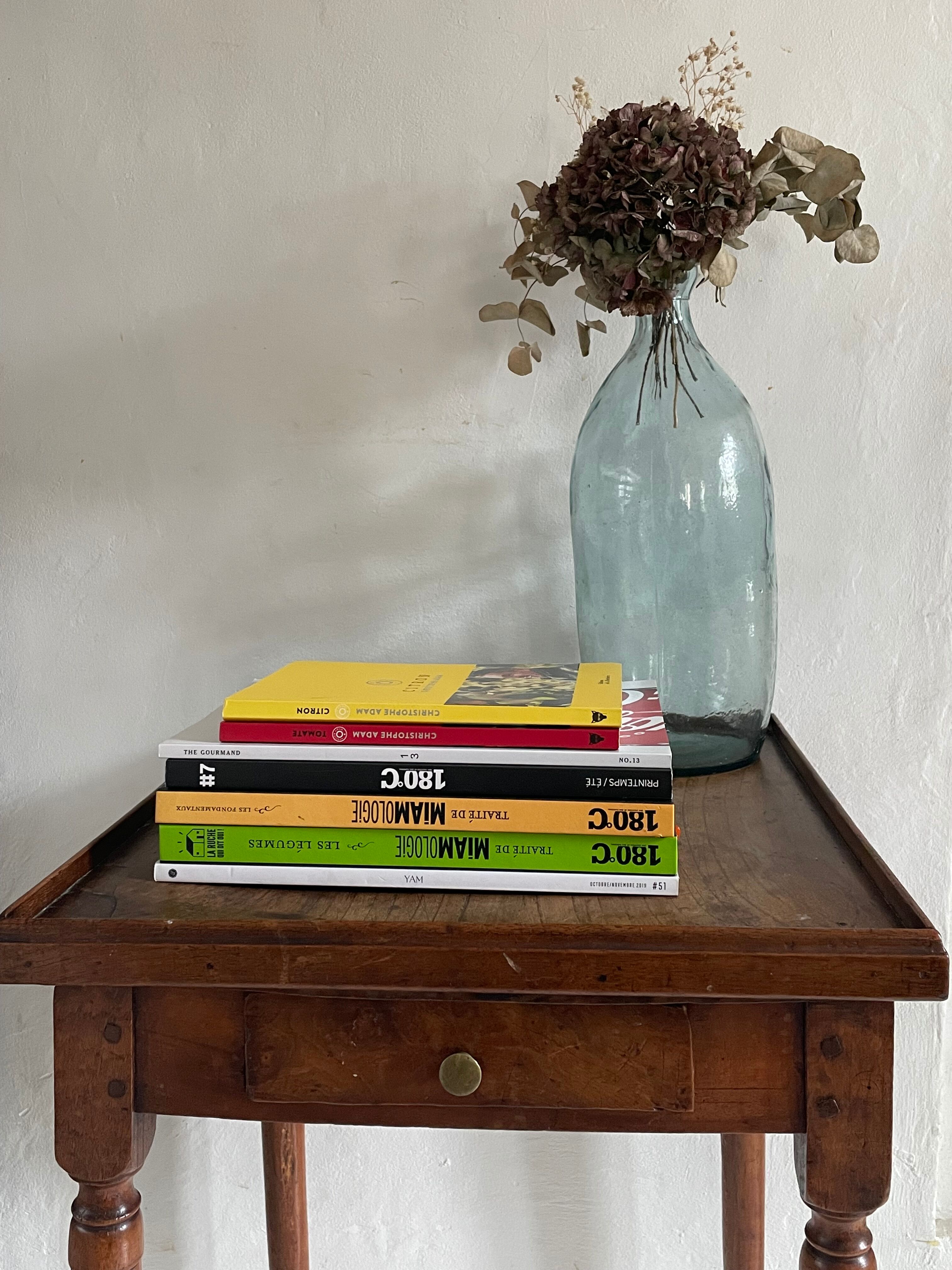 Console with Louis XVI base