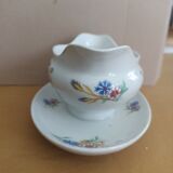 Gravy boat