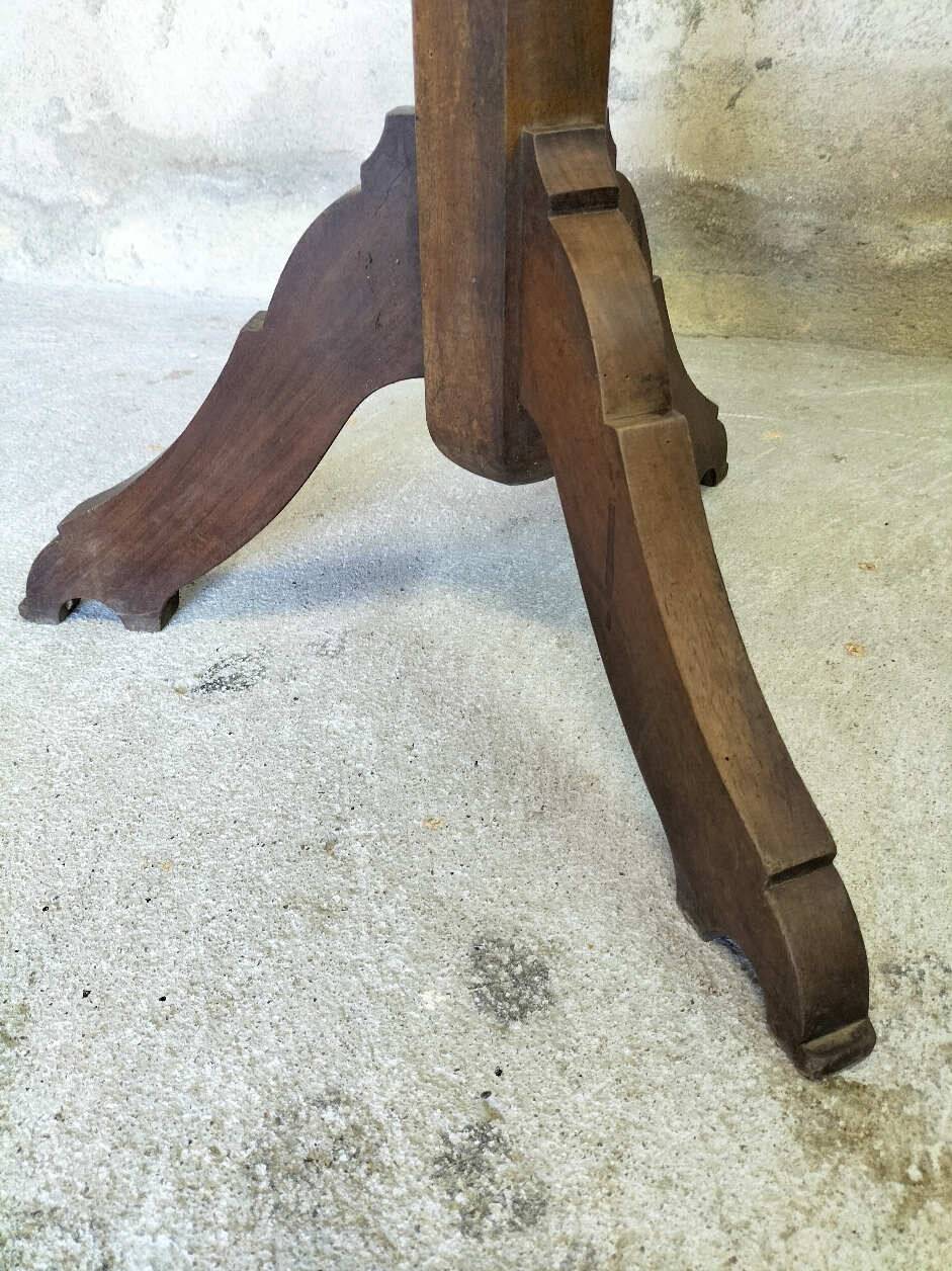 Chapeau holder/chasuble holder