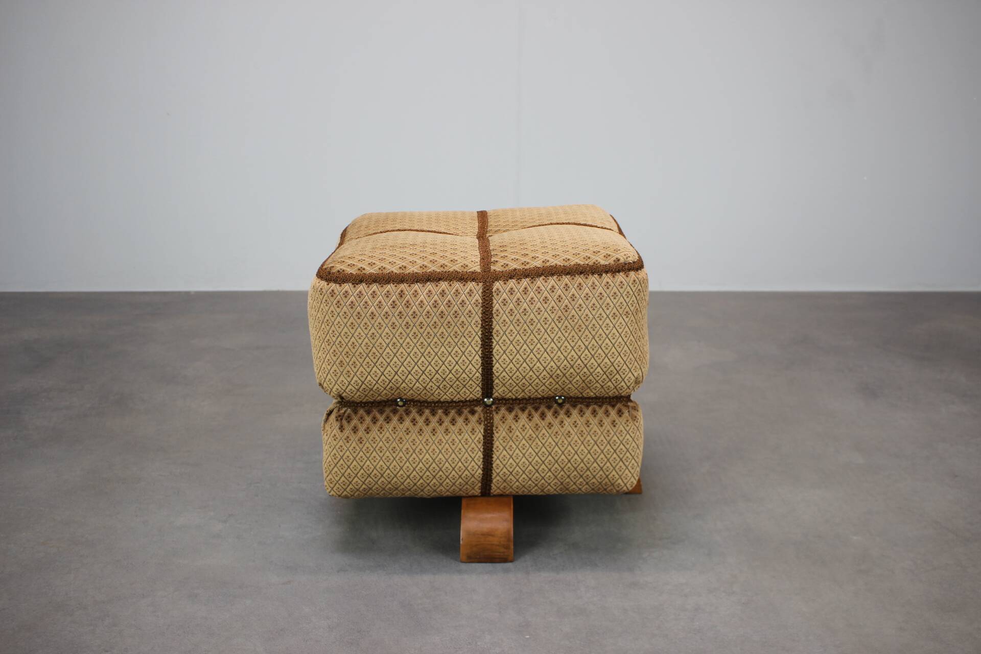 Jindřich Halabala stool in Art Deco velvet, Czechoslovakia, 1930s.