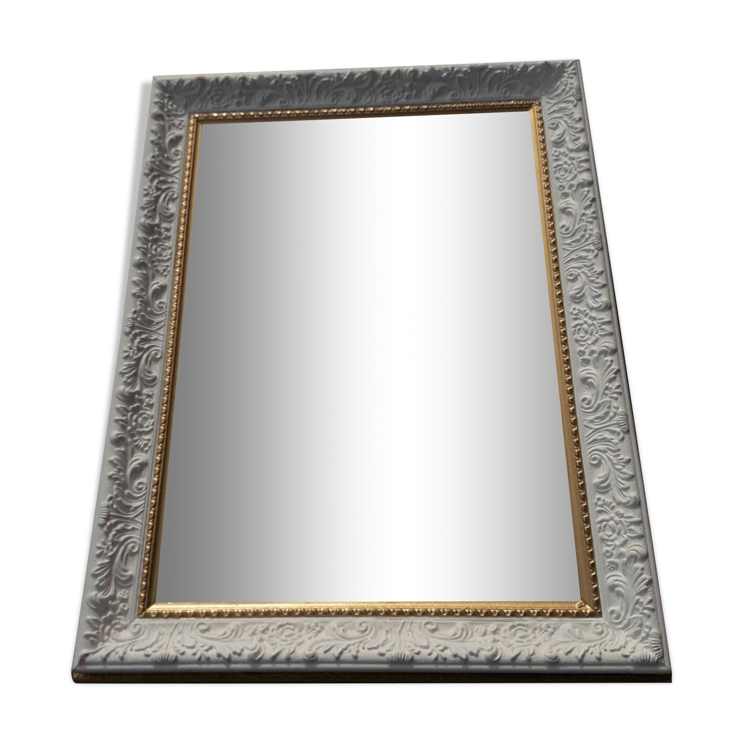 Classic wall mirror revamped