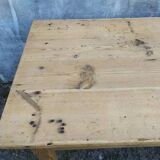 Farm table