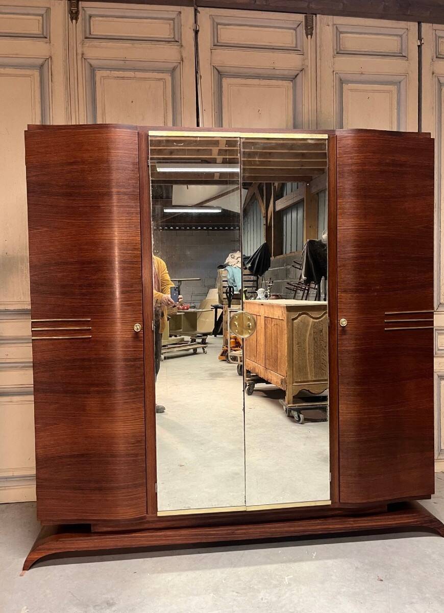 Art Deco wardrobe in rosewood