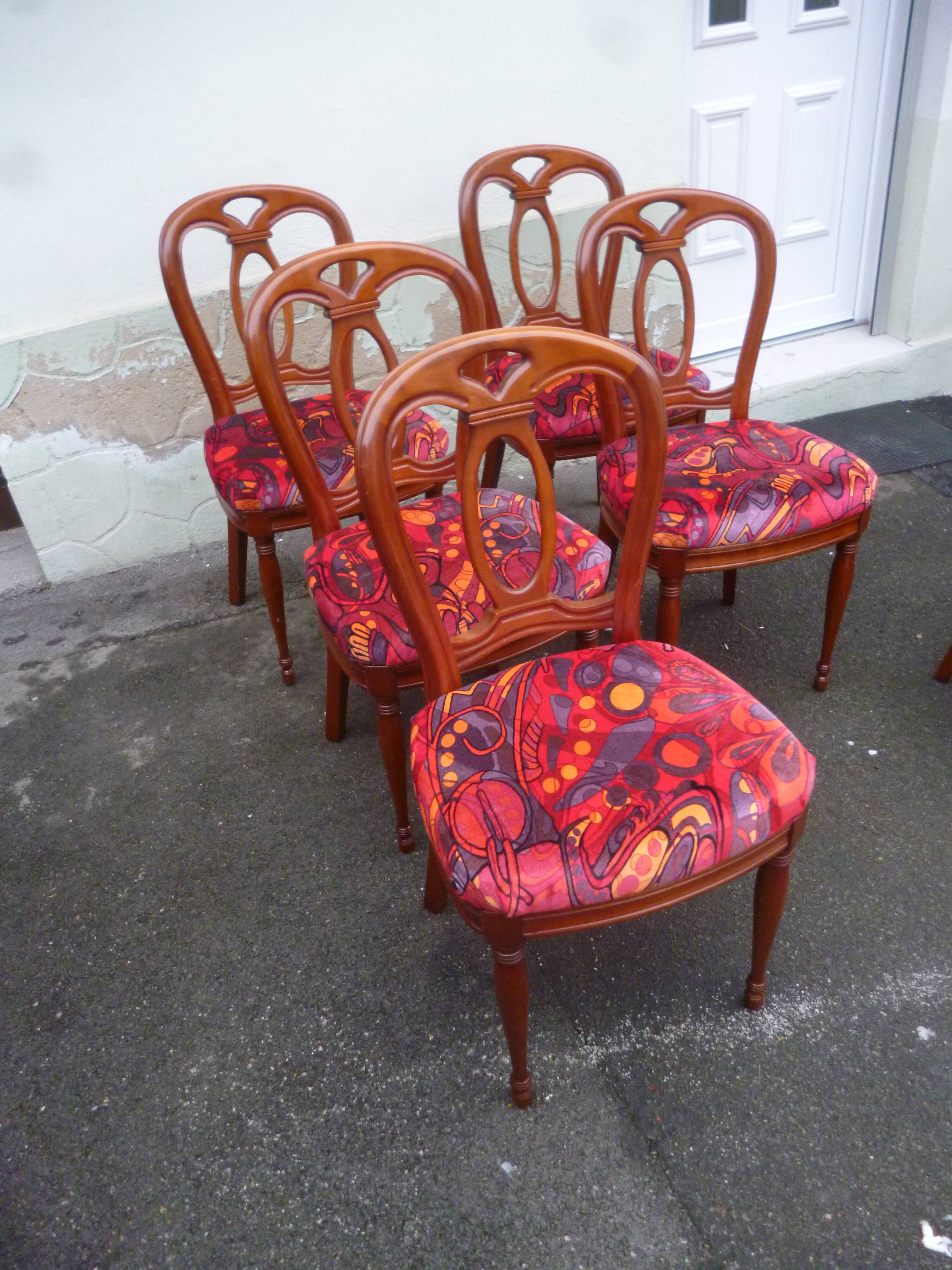 Suite of 6 Louis Philippe style cherry chairs