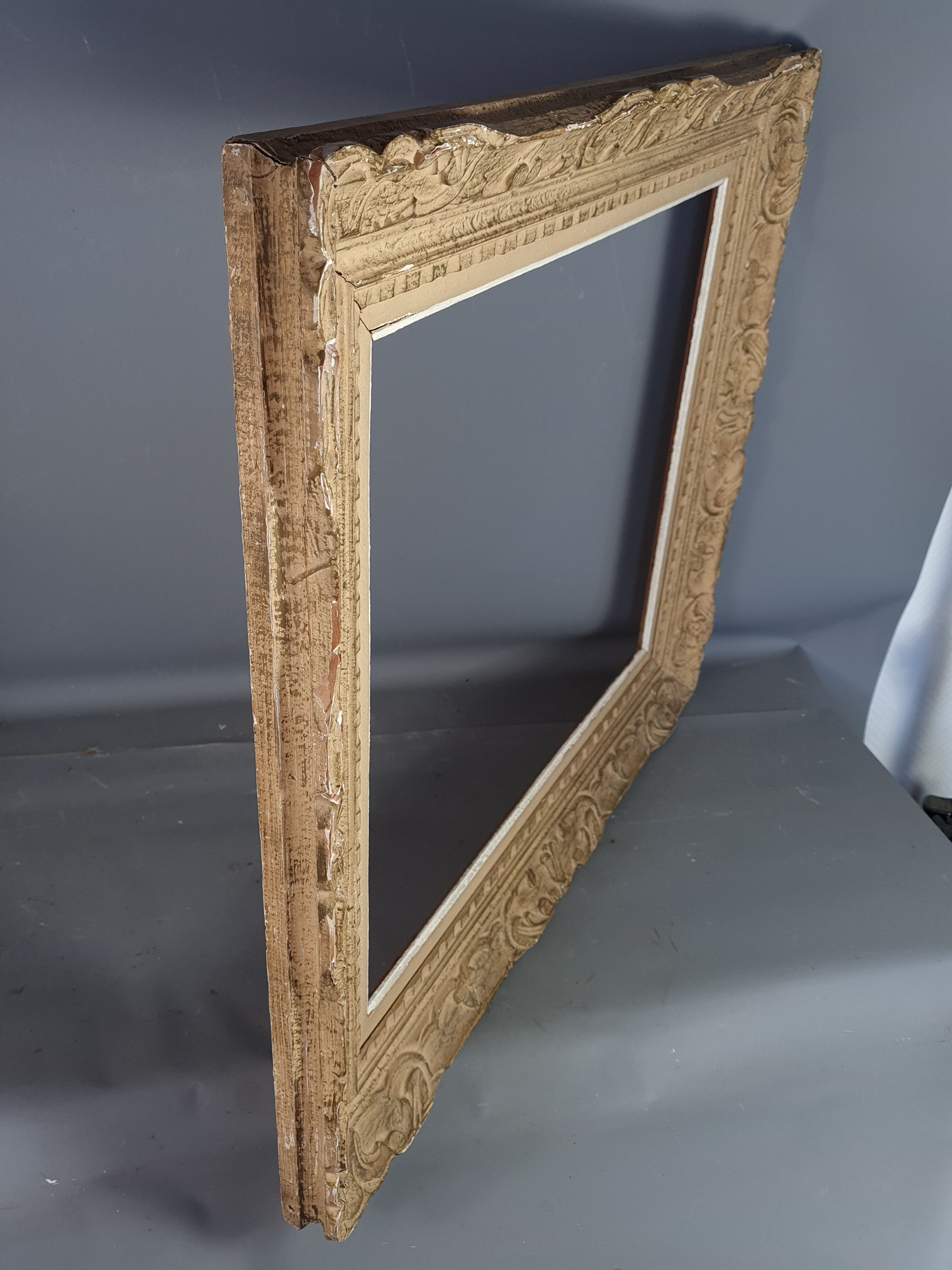 Frame Montparnasse old carved wood 74x65 foliage 55.7x46.7 cm SB