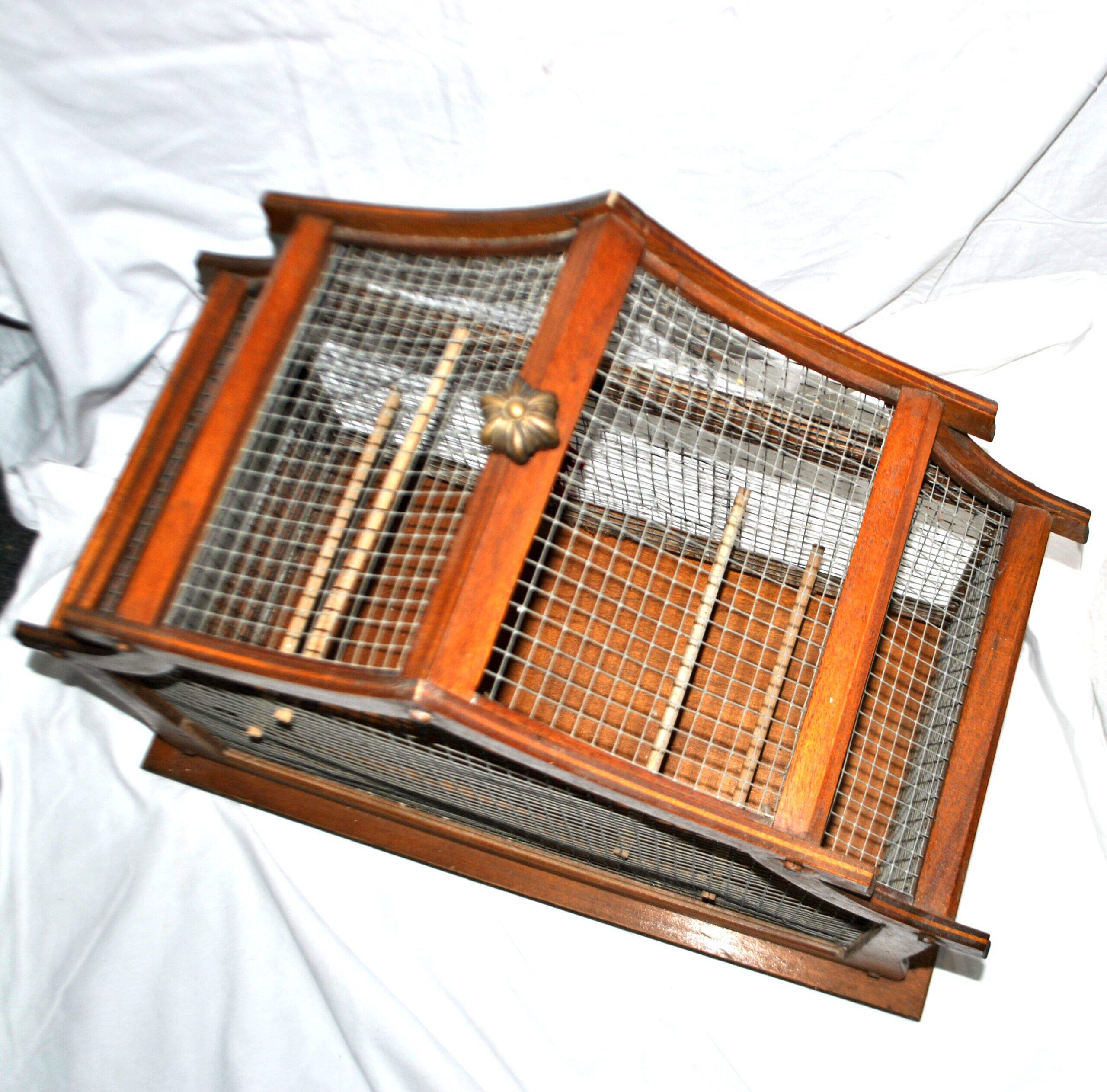 Large vintage wooden birdcage with metal mesh - Handmade 1960s