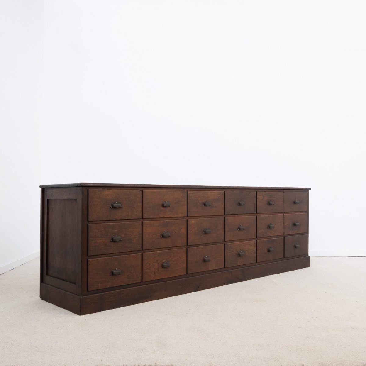 Oak drawer unit — early 20th century
