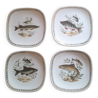 Set of 4 Longchamp plates