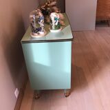 Small buffet, bar