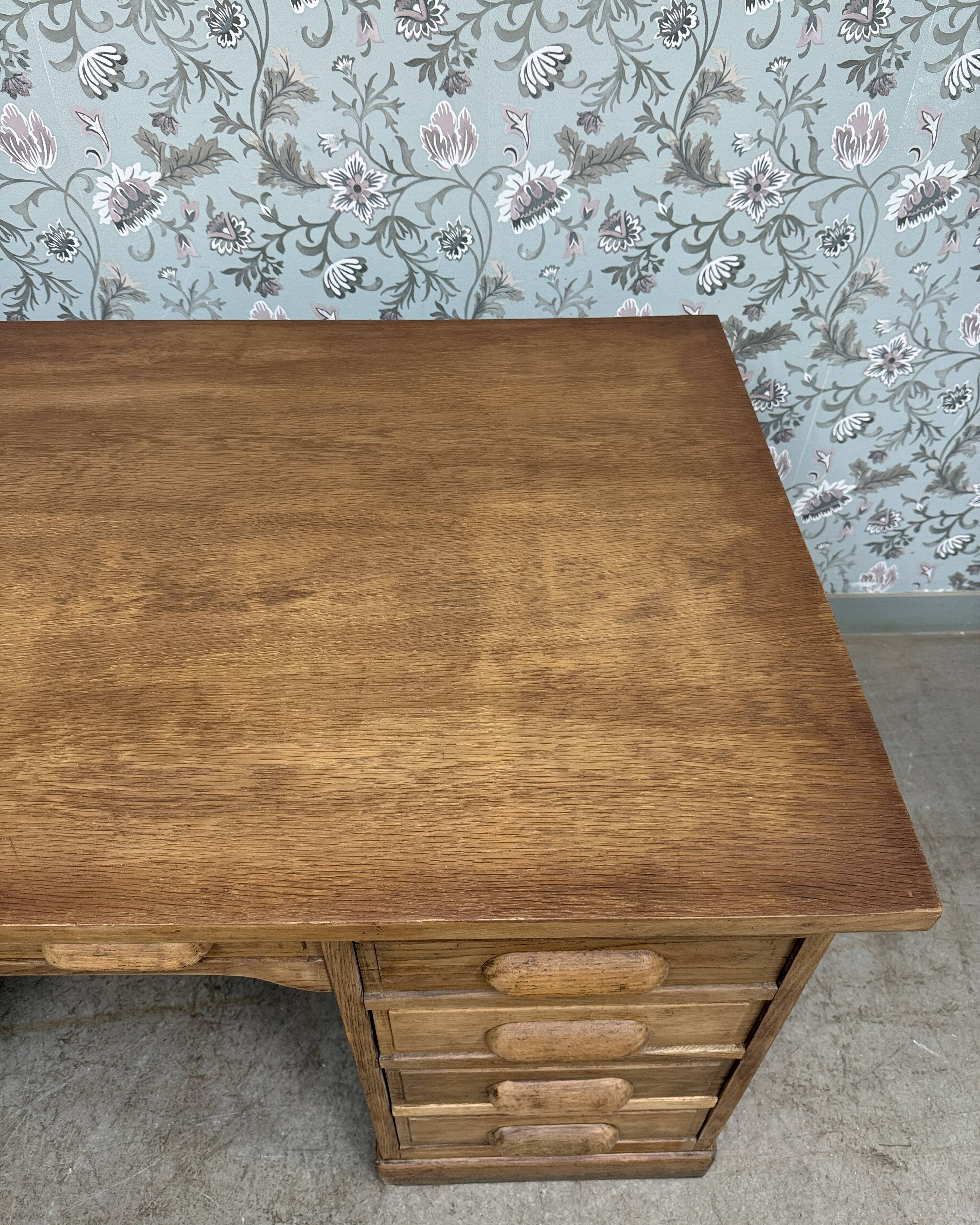 Bureau de ministre en chêne (rénové)