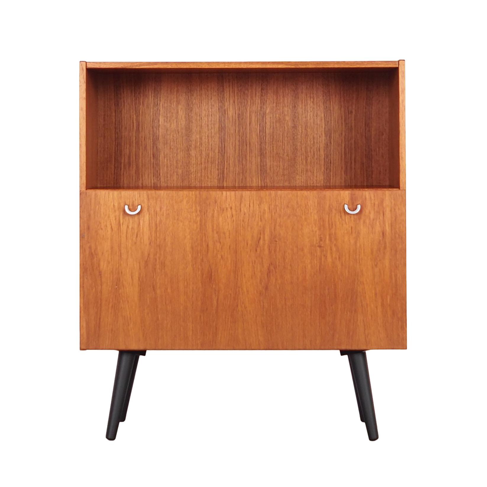 Teak bookcase, Danish design, 1970s, production: Denka