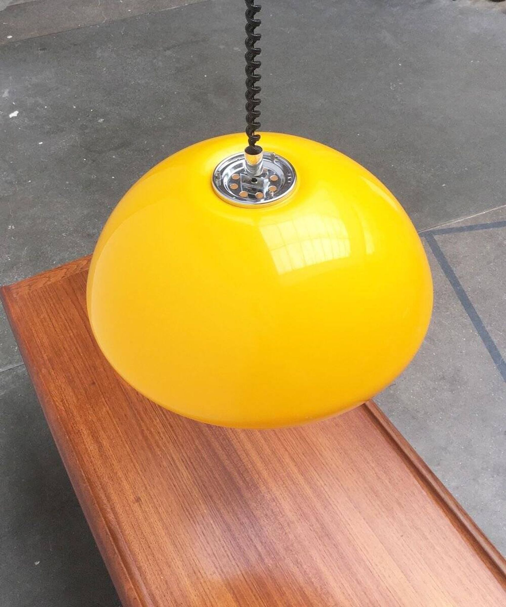 Lampe suspendue Space Age Cabras par Luigi Massoni pour Guzzini
