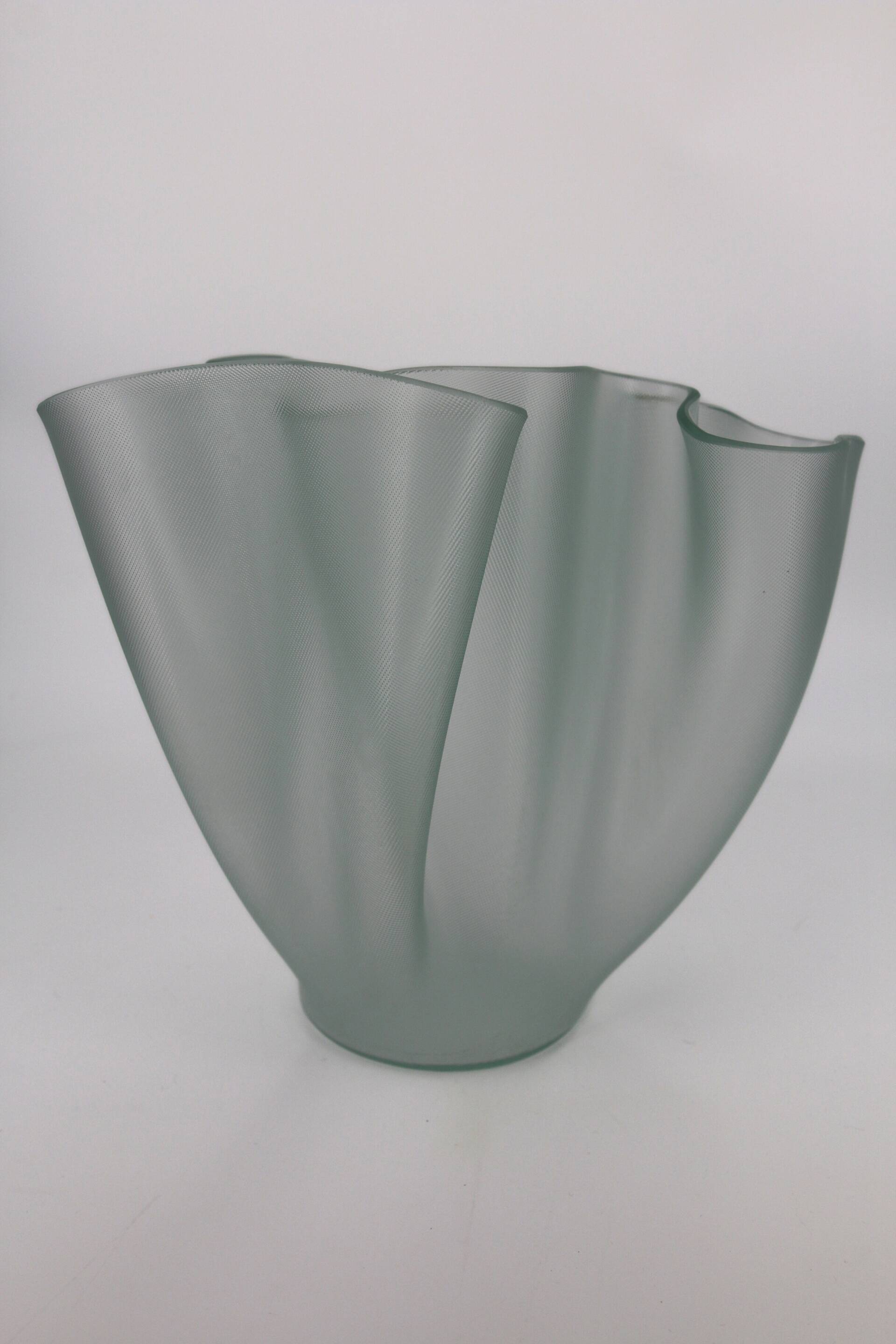 Glass Vase, "Cartoccio" model by Pietro Chiesa for Fontana Arte
