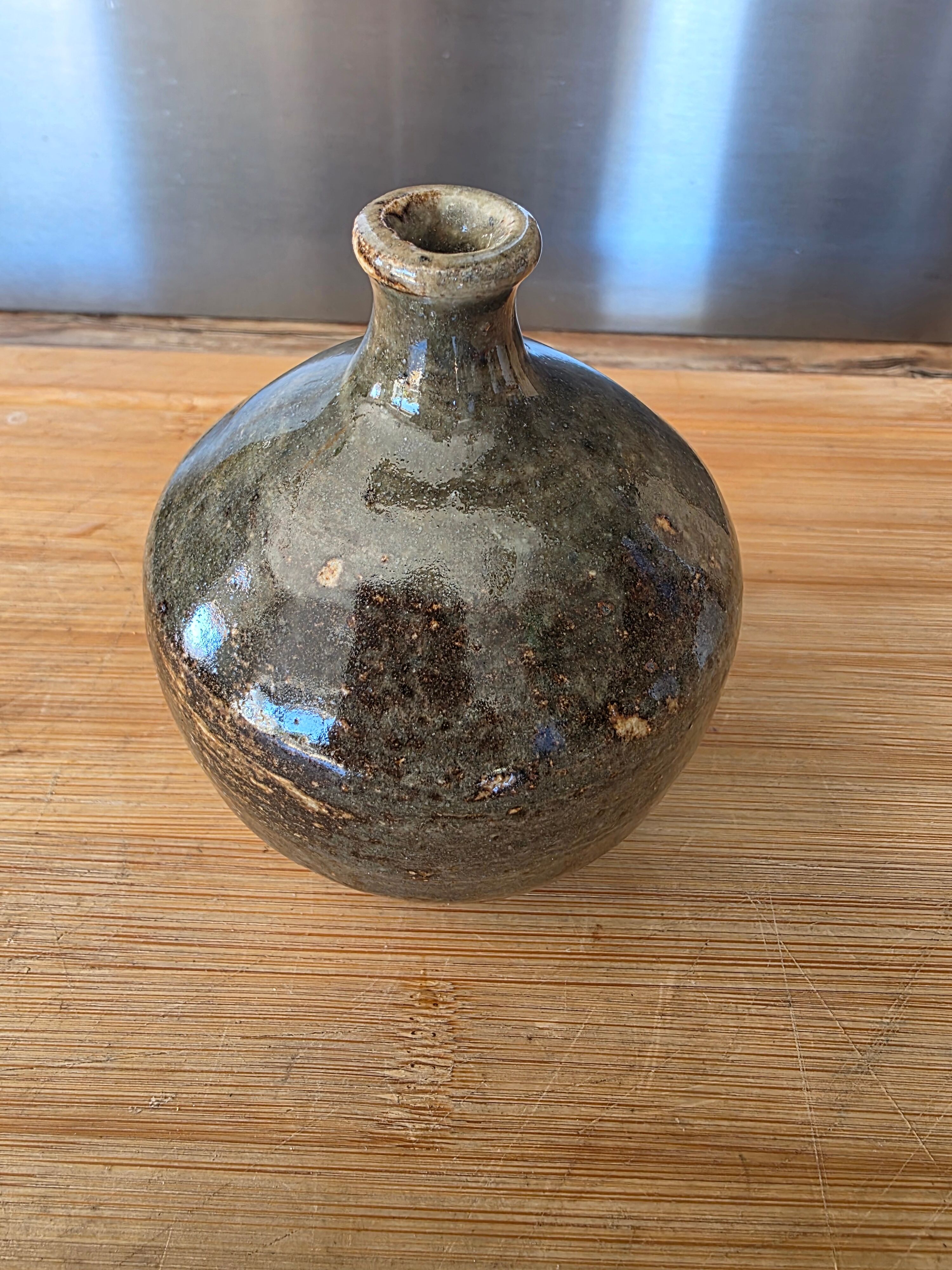 Petit Vase Soliflore Boule Vintage en Grès Émaillé Brillant