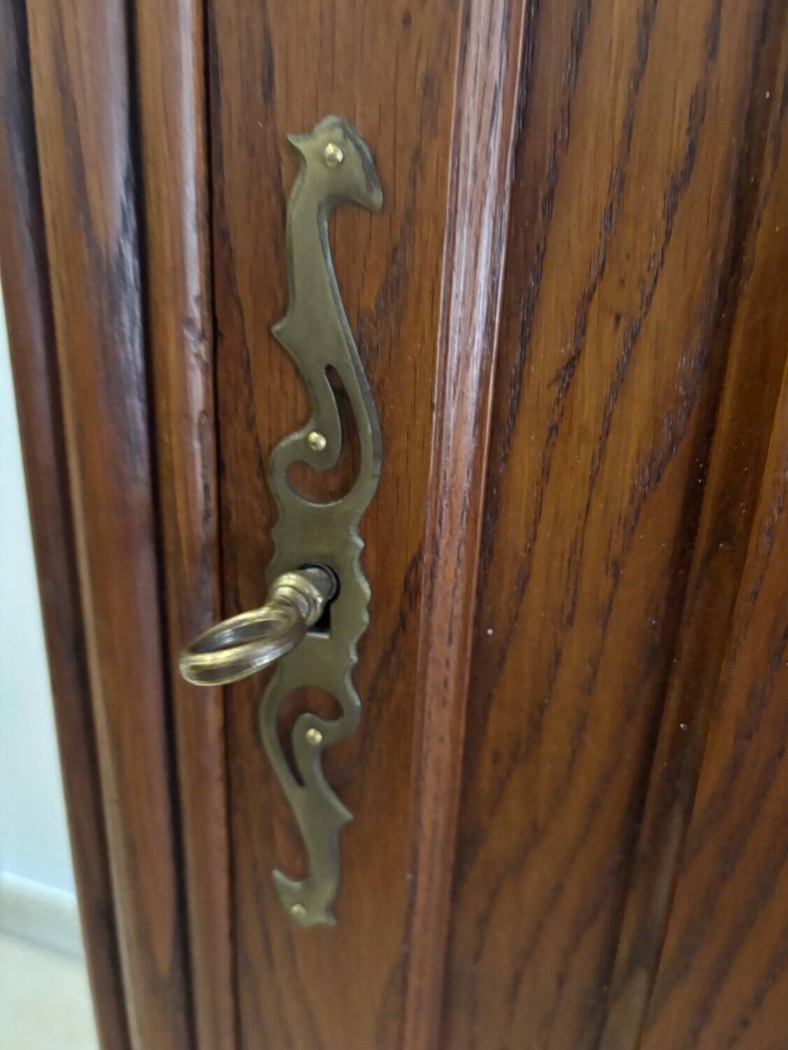 Art Deco Bonnetière Solid Oak & Griotte Marble – 1930s